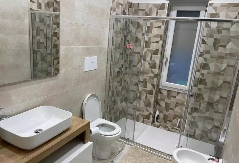 تختخواب و صبحانه Casadora