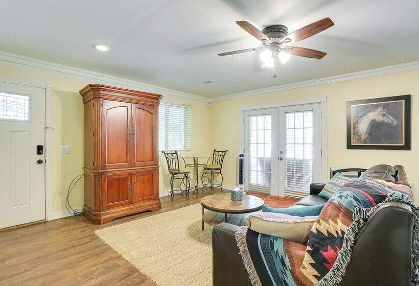 Peaceful Farm Retreat W/ Walking Trails On Site!