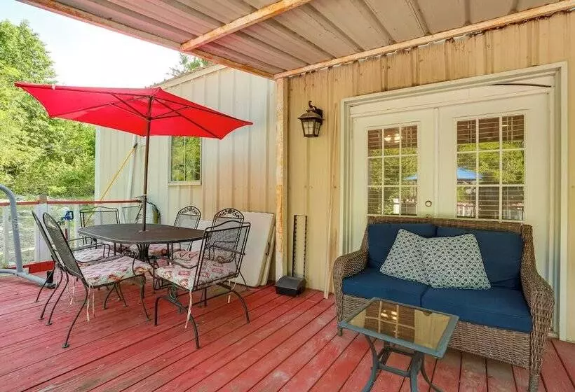 Peaceful Farm Retreat W/ Walking Trails On Site!