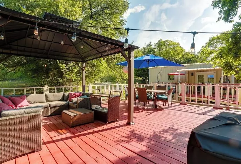 Peaceful Farm Retreat W/ Walking Trails On Site!