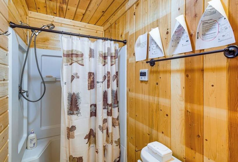 Island Park Fishing Cabin Walk To Henrys Fork!