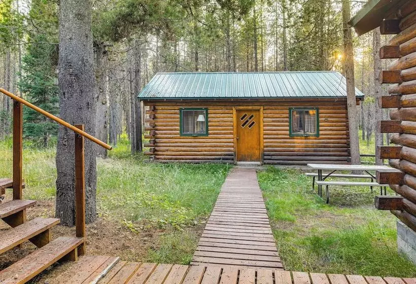 Island Park Fishing Cabin   Walk To Henrys Fork!