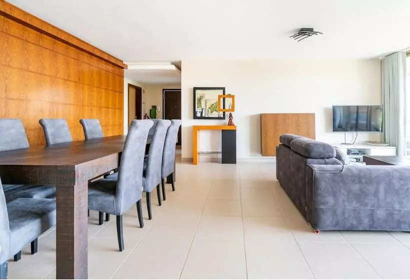 Luxury 3br 7 Pools Beach 200 M
