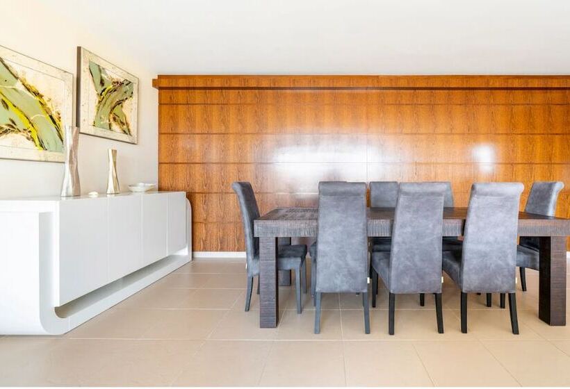 Luxury 3br 7 Pools Beach 200 M