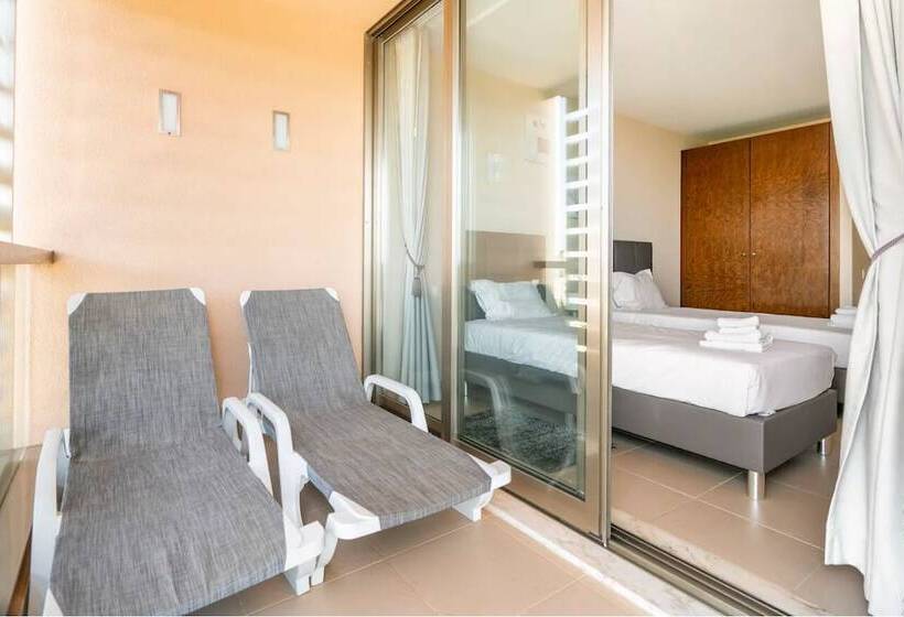 Luxury 3br 7 Pools Beach 200 M