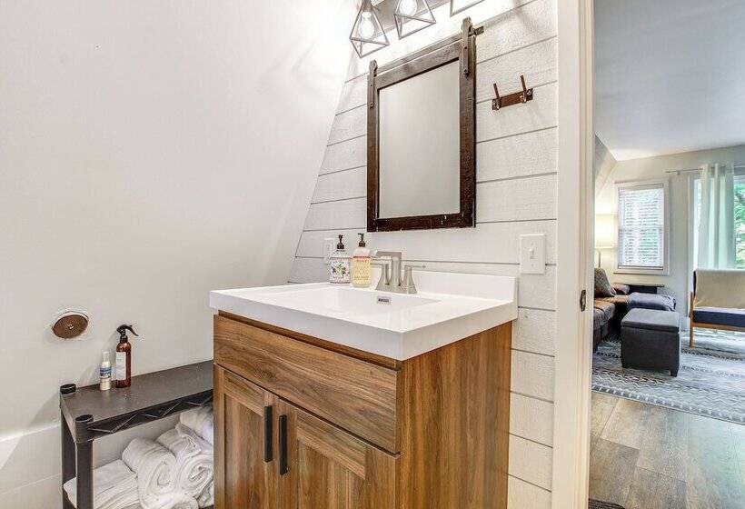Pet Friendly Oxford A Frame Cabin W/ Fire Pit!