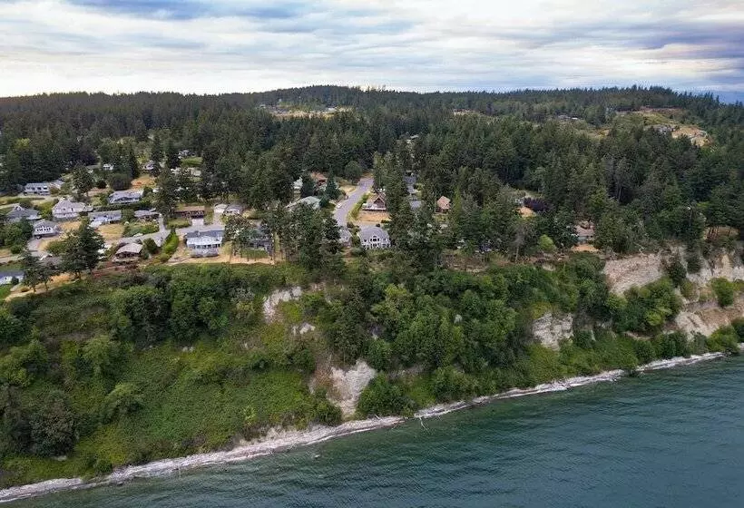 Polnell Point Lookout By Avantstay Water Views, Hot Tub, Large Patio