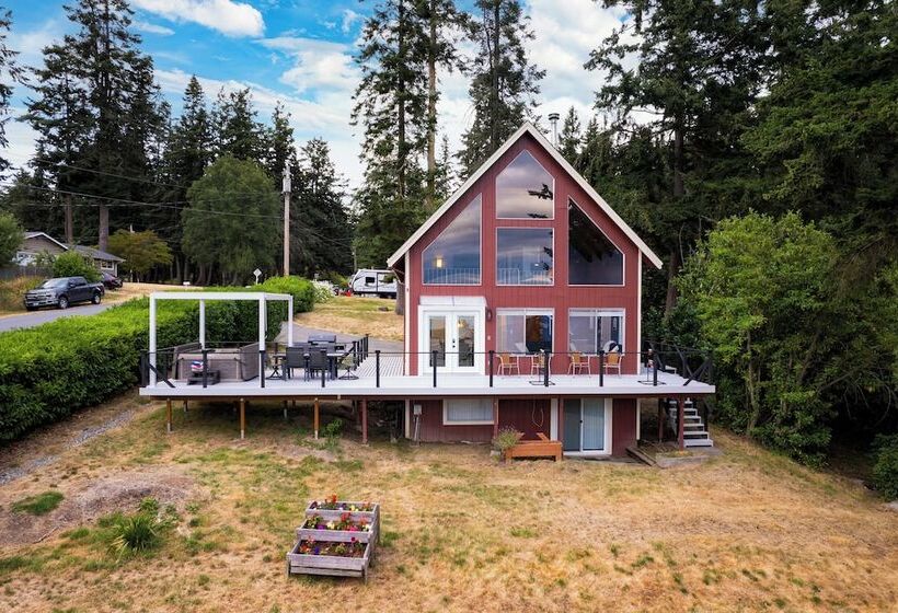 Polnell Point Lookout By Avantstay Water Views, Hot Tub, Large Patio