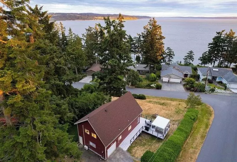 Polnell Point Lookout By Avantstay Water Views, Hot Tub, Large Patio