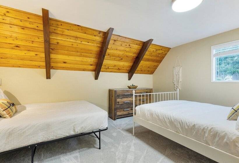 Polnell Point Lookout By Avantstay Water Views, Hot Tub, Large Patio