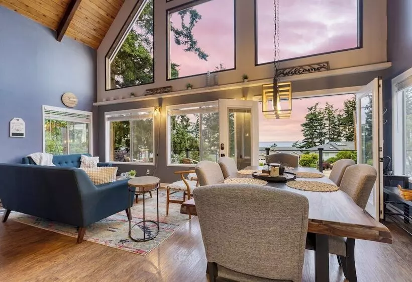 Polnell Point Lookout By Avantstay Water Views, Hot Tub, Large Patio