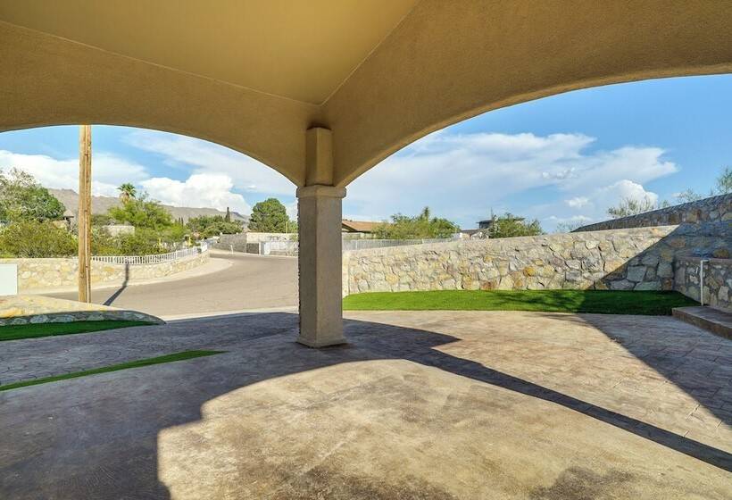 Unique El Paso Home W/ Patio ~ 1 Mi To The Shoppes
