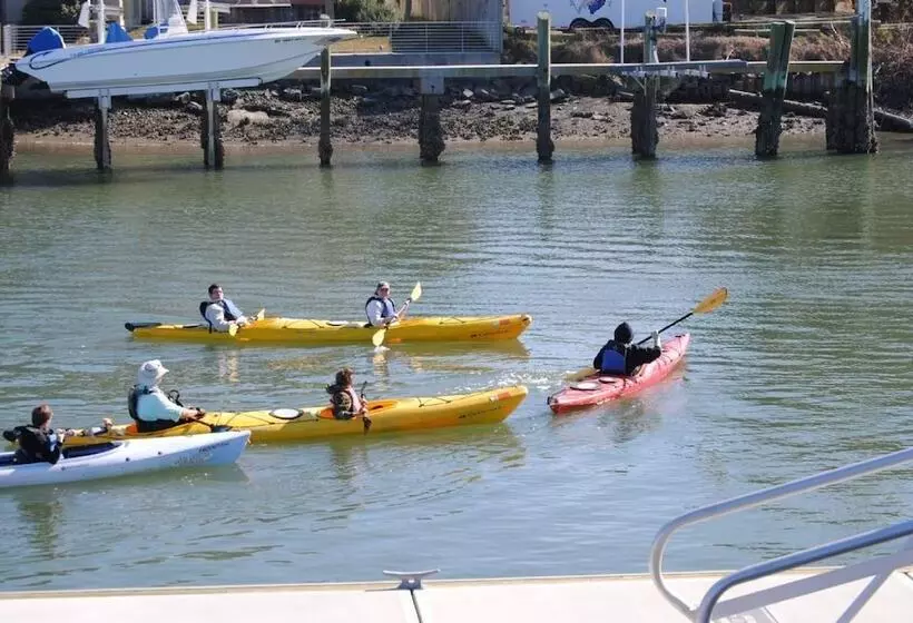 12 42nd Avenue By Avantstay 2 Mins To The Beach Screened In Porch!