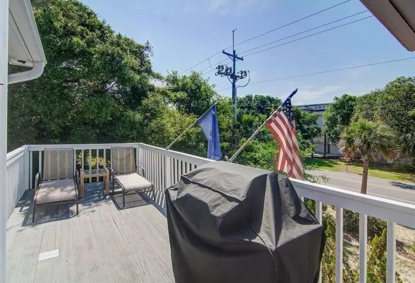 12 42nd Avenue By Avantstay 2 Mins To The Beach Screened In Porch!