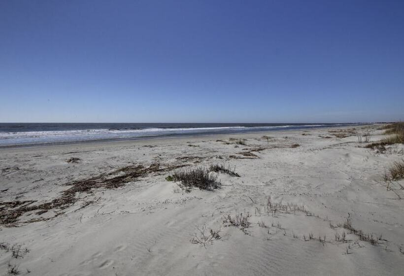 12 42nd Avenue By Avantstay 2 Mins To The Beach Screened In Porch!