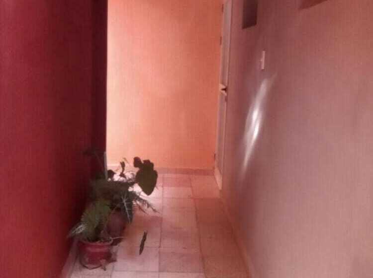 Hostal Manzzanares Hostel