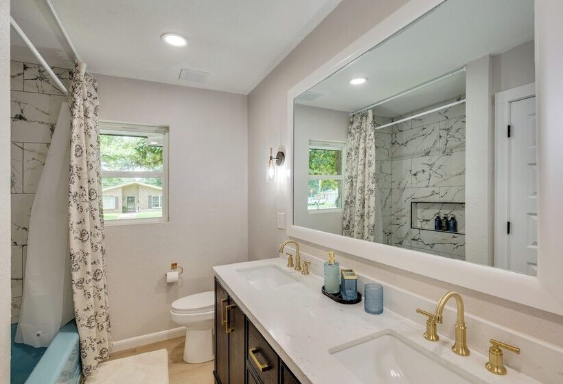 Away In Paris Retreat W/ Workspace, 2 Mi To Dtwn