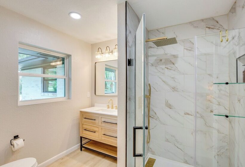 Away In Paris Retreat W/ Workspace, 2 Mi To Dtwn