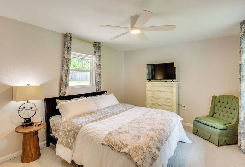 Away In Paris Retreat W/ Workspace, 2 Mi To Dtwn