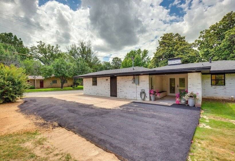 Away In Paris Retreat W/ Workspace, 2 Mi To Dtwn