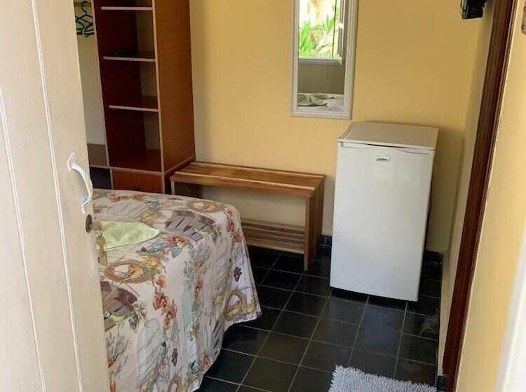 تختخواب و صبحانه Hostal Los Torralbo