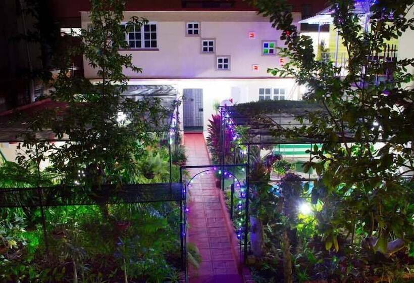 تختخواب و صبحانه Hostal Los Torralbo