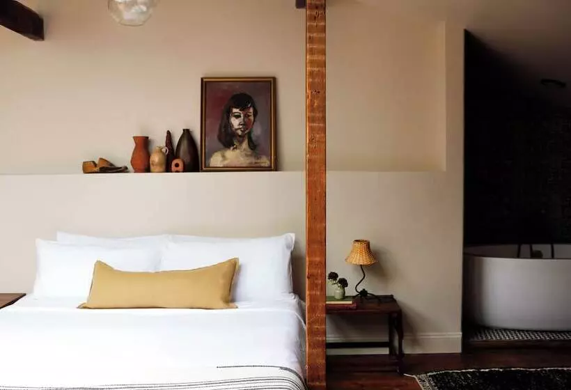 Aamiaismajoitus (B&B) Kingston Carriage House