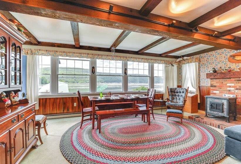 Canandaigua Lakefront Gem W/ Dock & Boat Slip