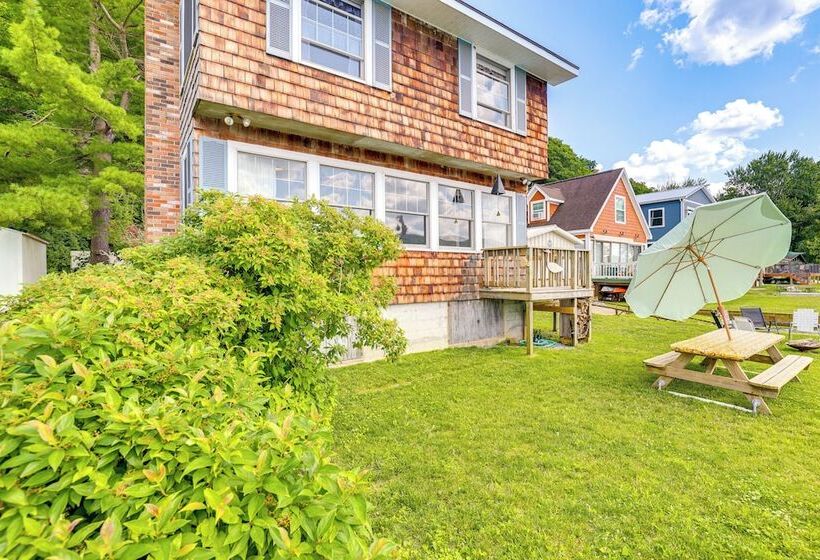 Canandaigua Lakefront Gem W/ Dock & Boat Slip