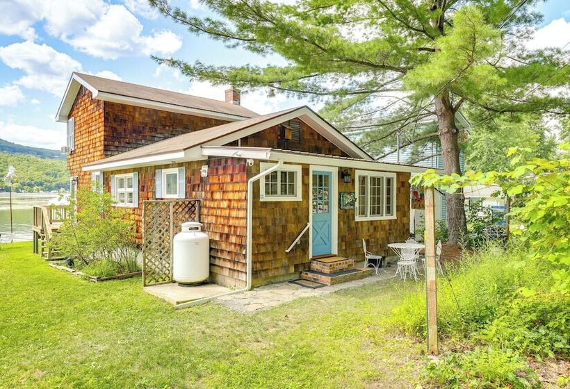Canandaigua Lakefront Gem W/ Dock & Boat Slip
