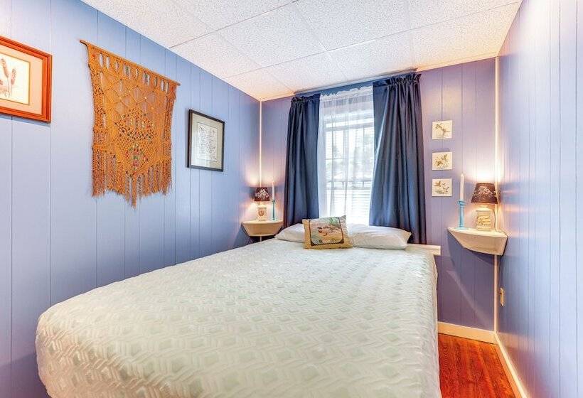 Canandaigua Lakefront Gem W/ Dock & Boat Slip