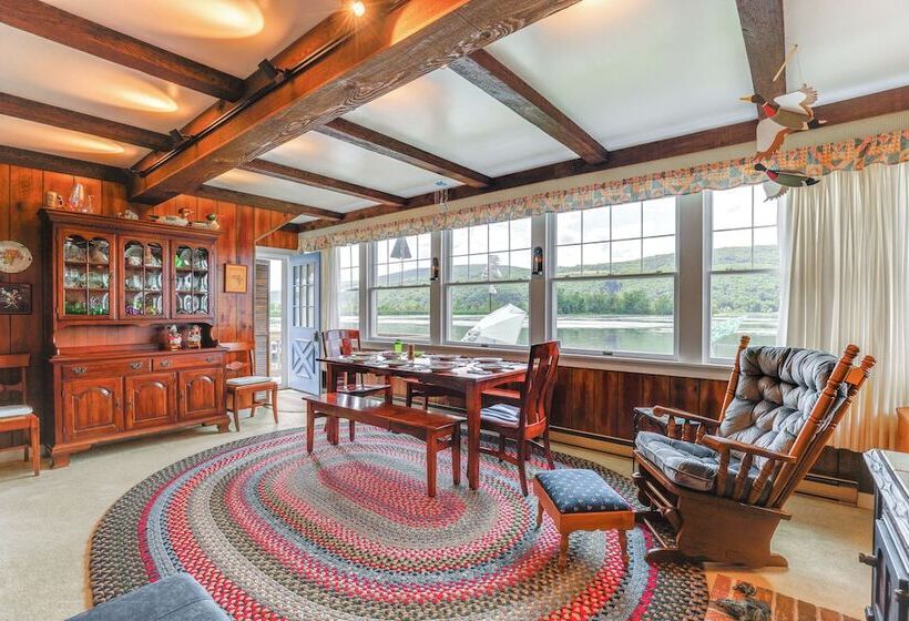 Canandaigua Lakefront Gem W/ Dock & Boat Slip