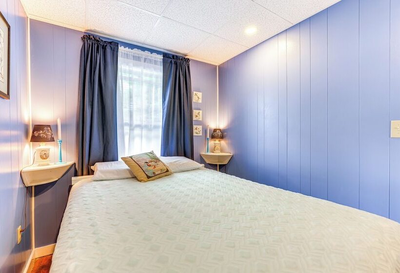 Canandaigua Lakefront Gem W/ Dock & Boat Slip