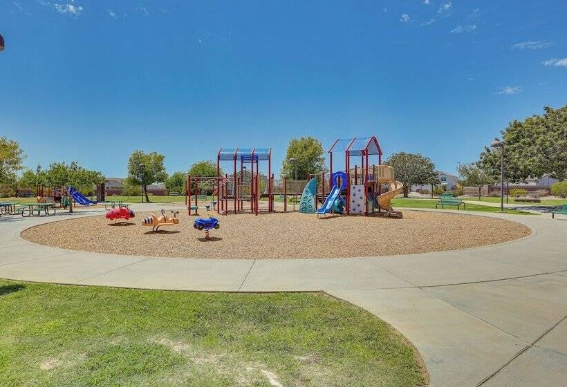 Cozy Buckeye Home W/ Patio & Fire Pit!