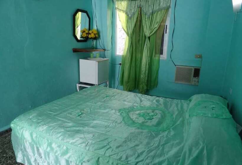 هتل Casa Jorge Y Alicia