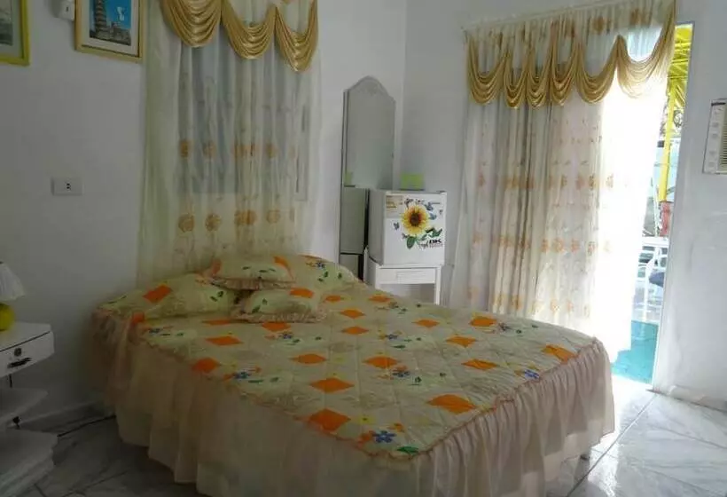 هتل Casa Jorge Y Alicia