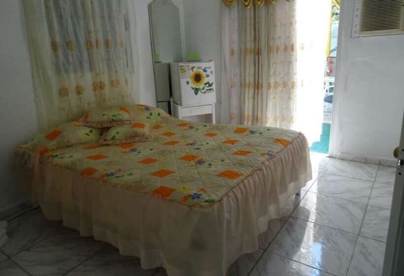 هتل Casa Jorge Y Alicia