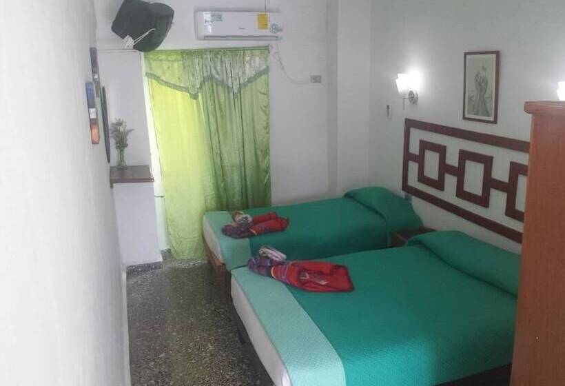 هتل Casa Jorge Y Alicia