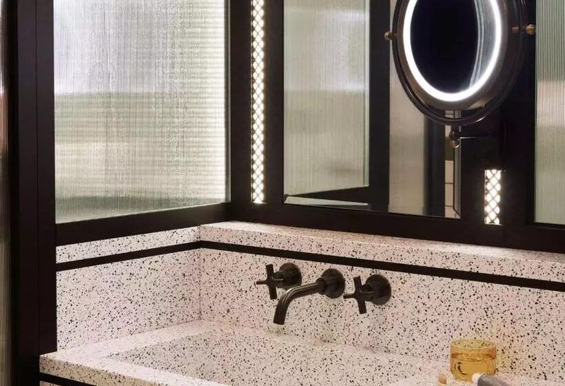 ホテル Hyde London City