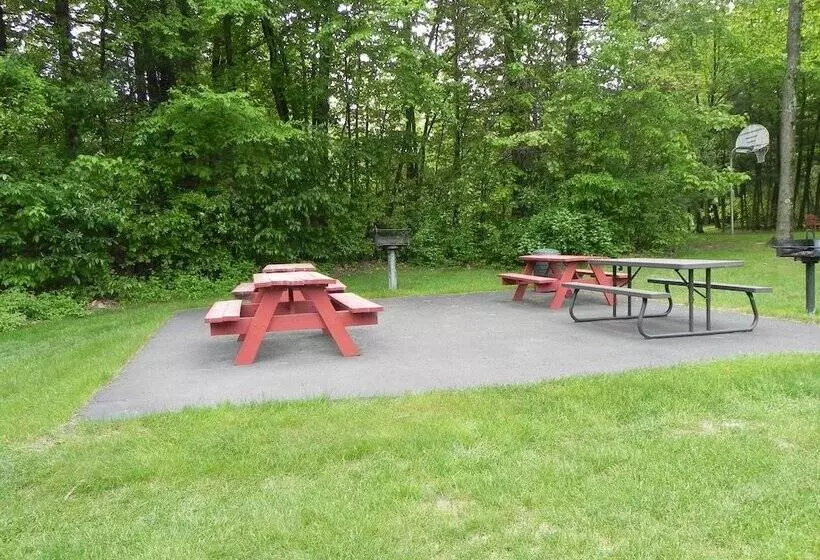 Mohican Resort Motel
