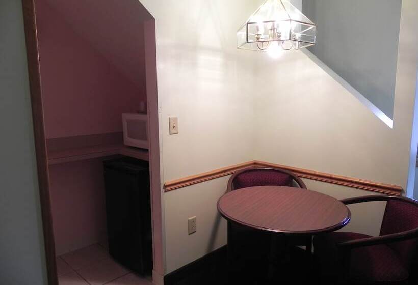 Mohican Resort Motel