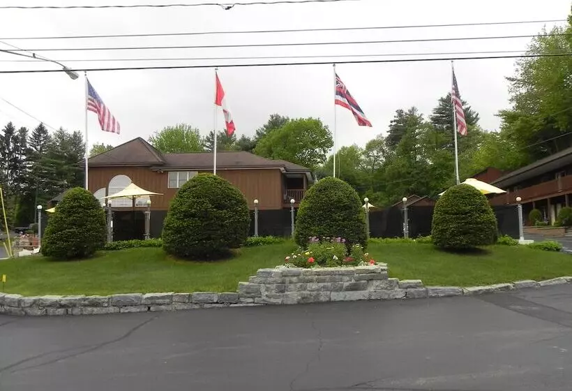 Mohican Resort Motel