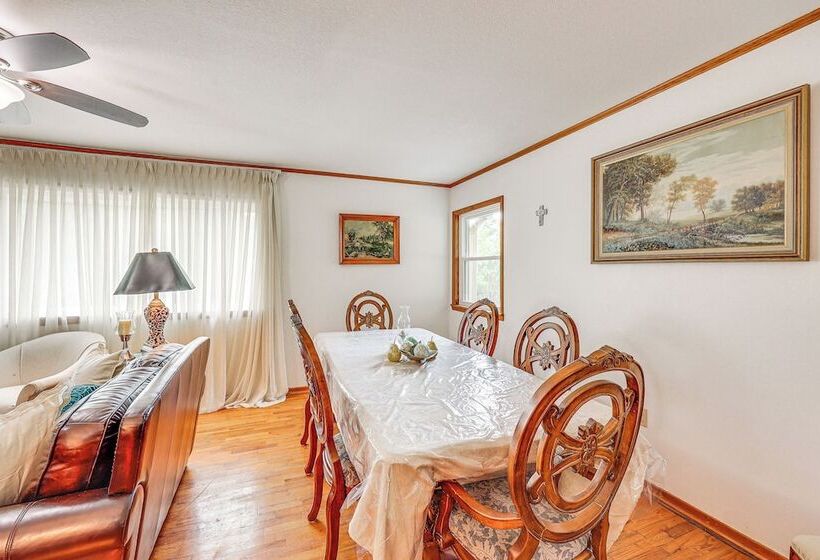 Mt Ida Home W/ Patio: 11 Mi To Lake Ouachita!