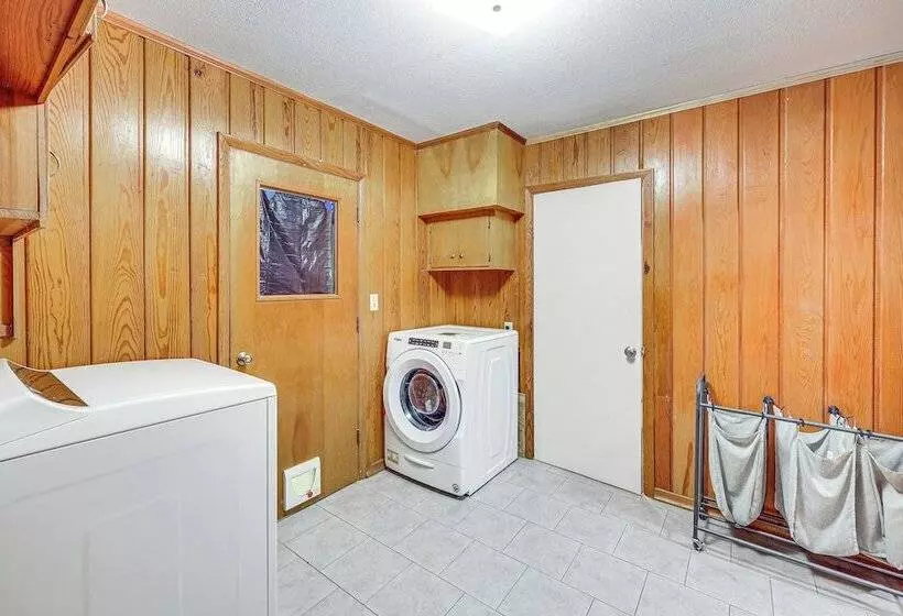 Mt Ida Home W/ Patio: 11 Mi To Lake Ouachita!