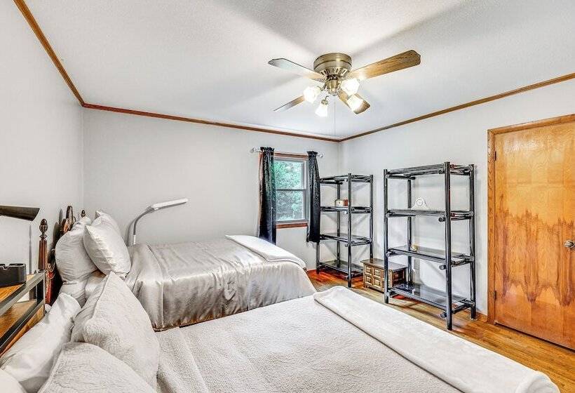 Mt Ida Home W/ Patio: 11 Mi To Lake Ouachita!