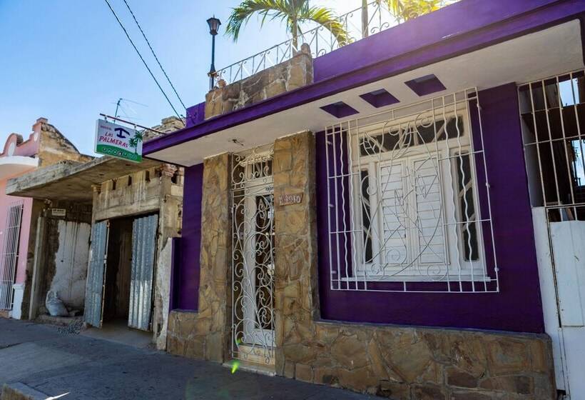 پانسیون Casa Las Palmeras