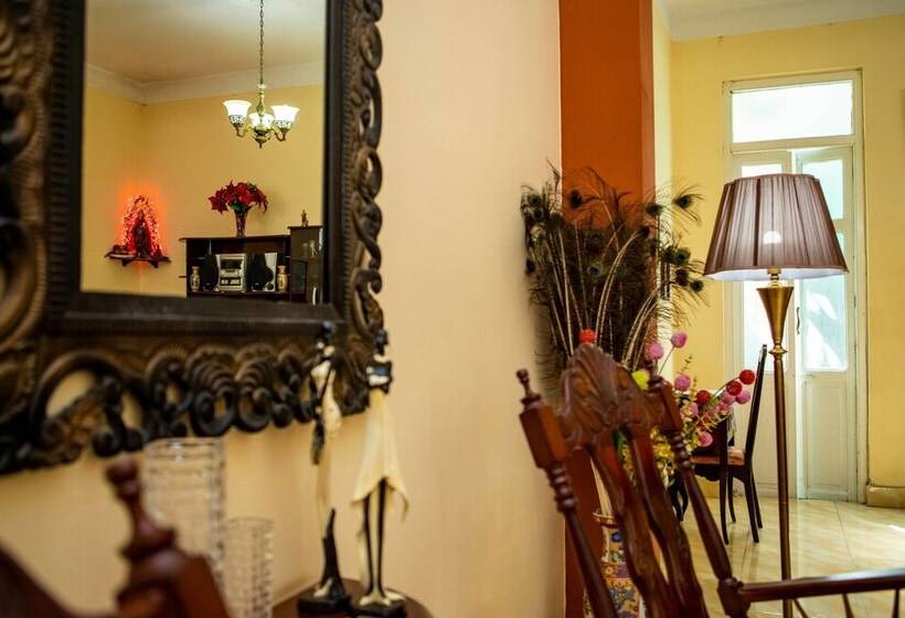 پانسیون Casa Las Palmeras