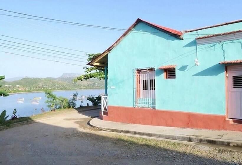 پانسیون Vista Bahia Baracoa
