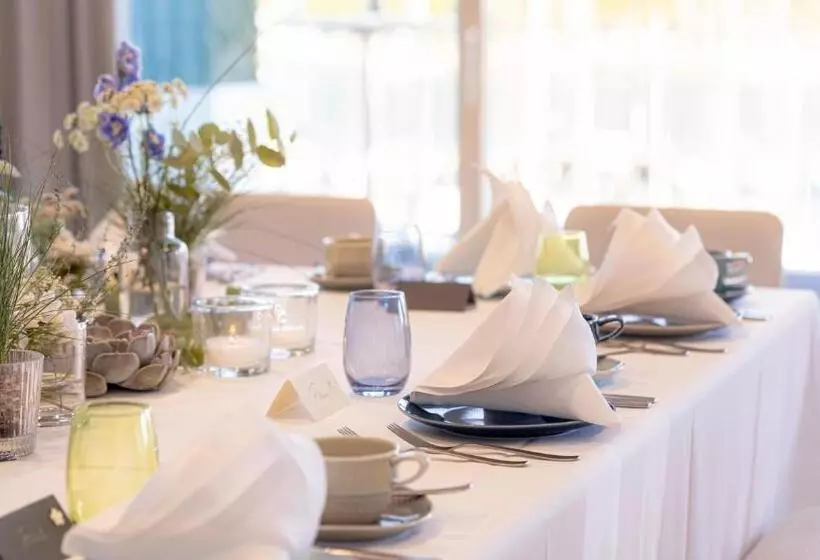 Slowdown Bottsand Hotel Und Spa