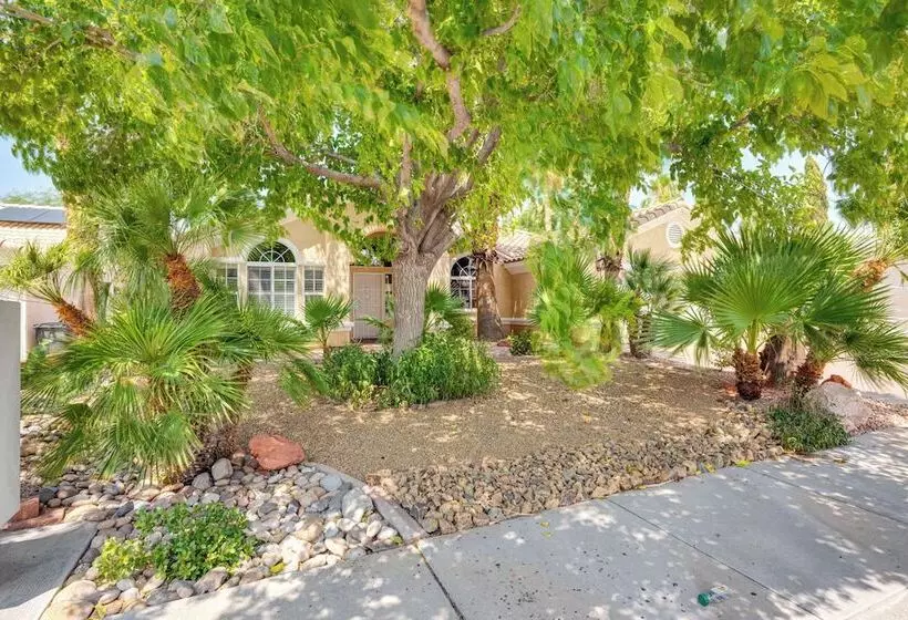 Spacious Mesquite Home ~ 3 Mi To Golf Courses!